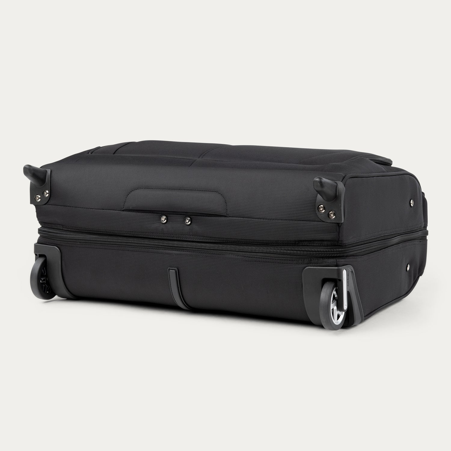 TRAVELPRO MAXLITE 5 CARRY-ON ROLLING GARMENT BAG