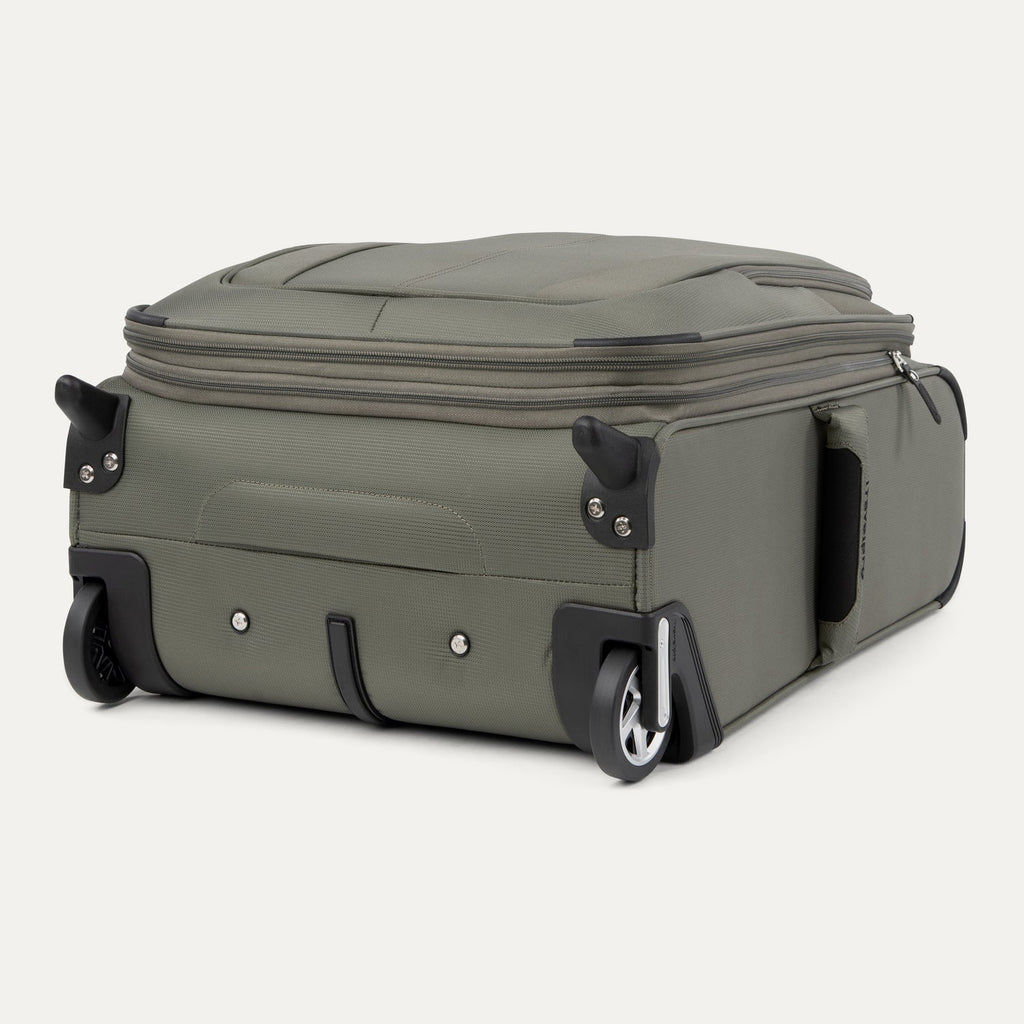 TRAVELPRO MAXLITE 5 20" INTERNATIONAL CARRY-ON EXPANDABLE ROLLABOARD