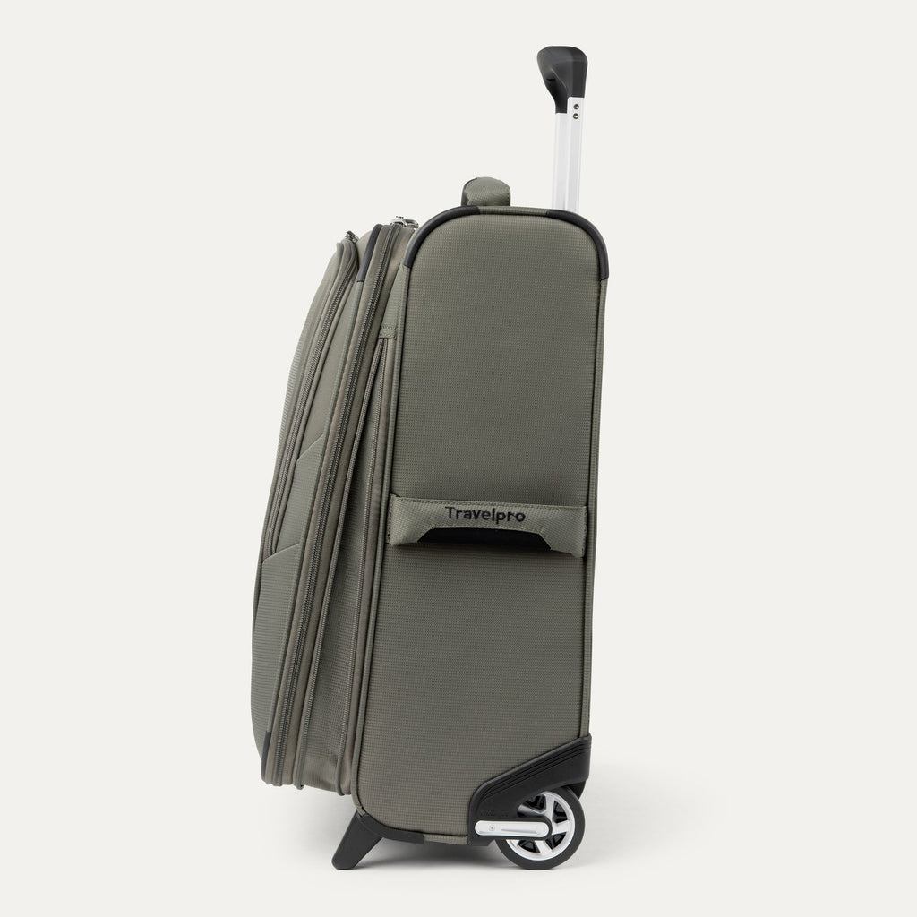 TRAVELPRO MAXLITE 5 20" INTERNATIONAL CARRY-ON EXPANDABLE ROLLABOARD