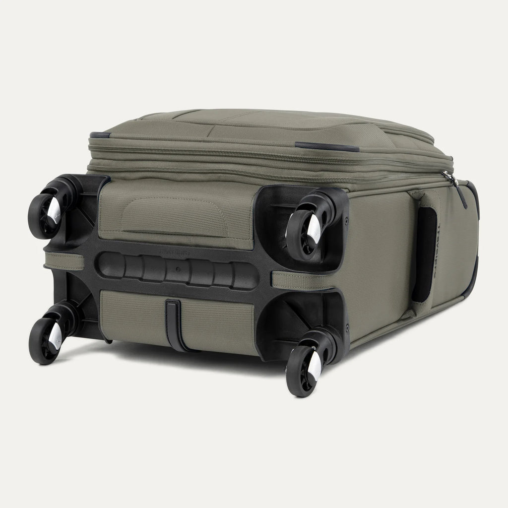 TRAVELPRO MAXLITE 5 COMPACT CARRY-ON EXPANDABLE SPINNER