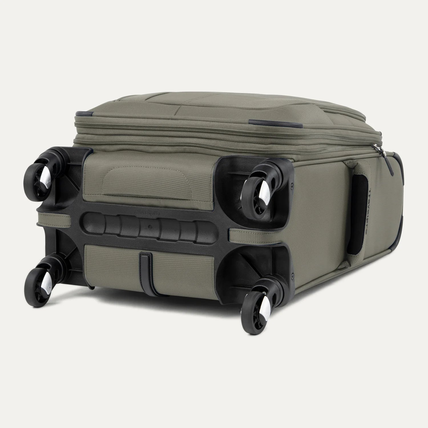 TRAVELPRO MAXLITE 5 COMPACT CARRY-ON EXPANDABLE SPINNER