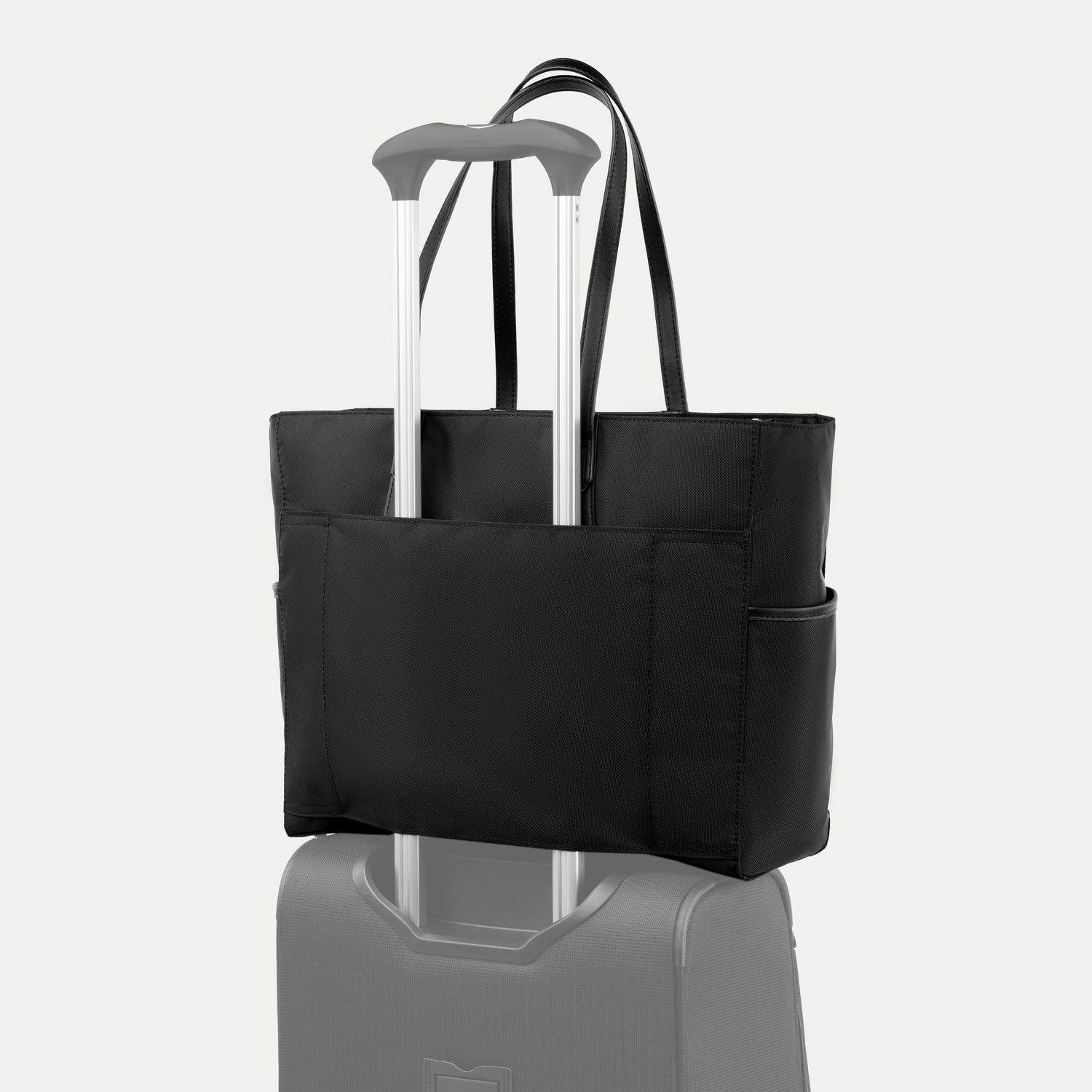 TRAVELPRO MAXLITE SHOPPER TOTE