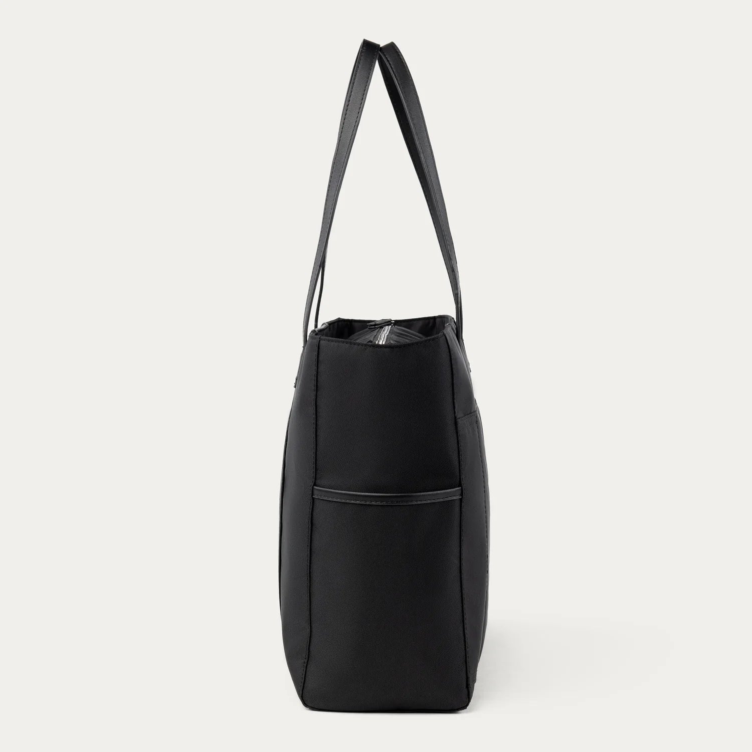 TRAVELPRO MAXLITE SHOPPER TOTE