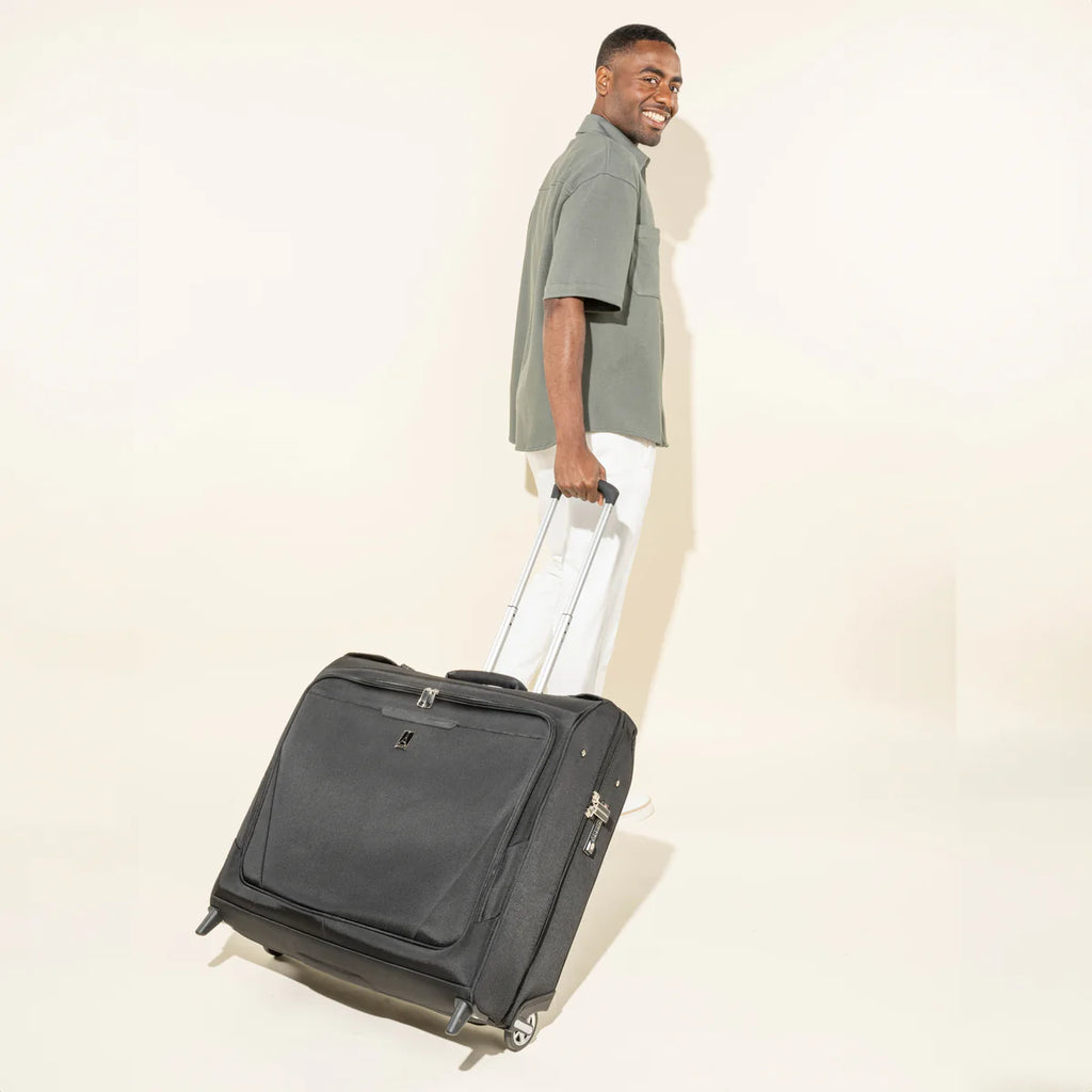 TRAVELPRO MAXLITE 5 CHECKED ROLLING GARMENT BAG