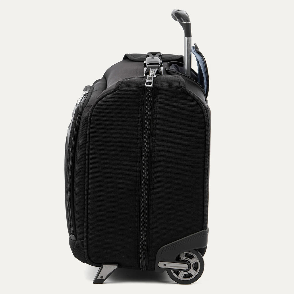 TRAVELPRO PLATINUM® ELITE CARRY-ON ROLLING GARMENT BAG