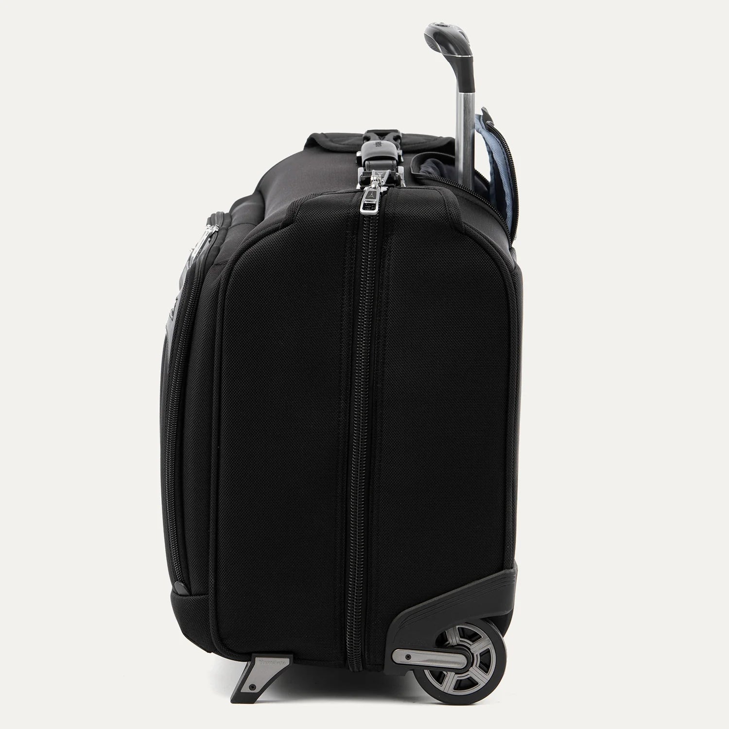 TRAVELPRO PLATINUM® ELITE CARRY-ON ROLLING GARMENT BAG