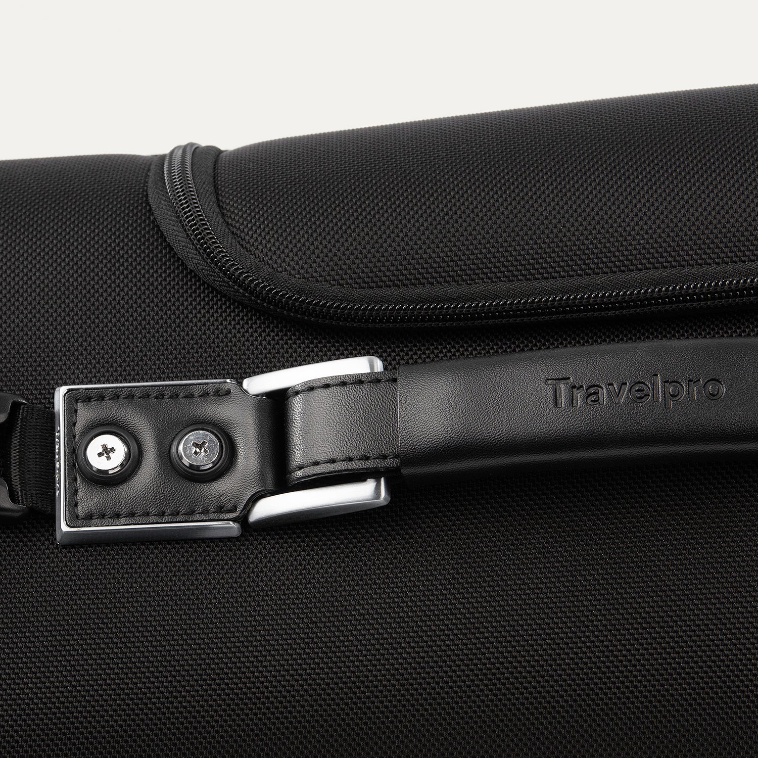 TRAVELPRO PLATINUM® ELITE 50" ROLLING GARMENT BAG