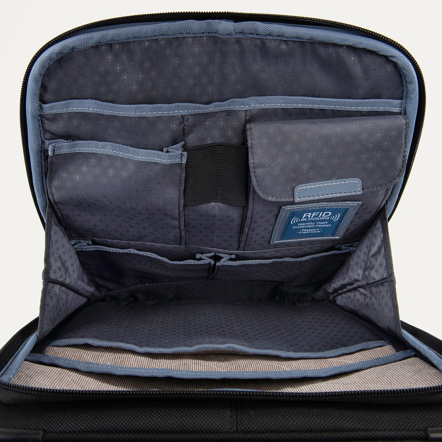 TRAVELPRO PLATINUM® ELITE 20" BUSINESS PLUS CARRY-ON SPINNER