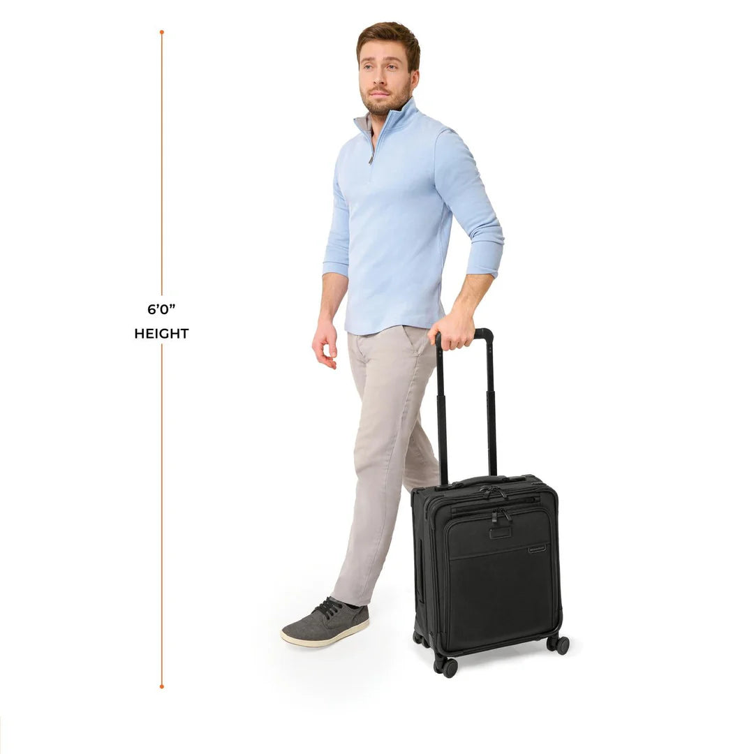 BRIGGS & RILEY Baseline Compact 19" Carry-On Expandable Spinner