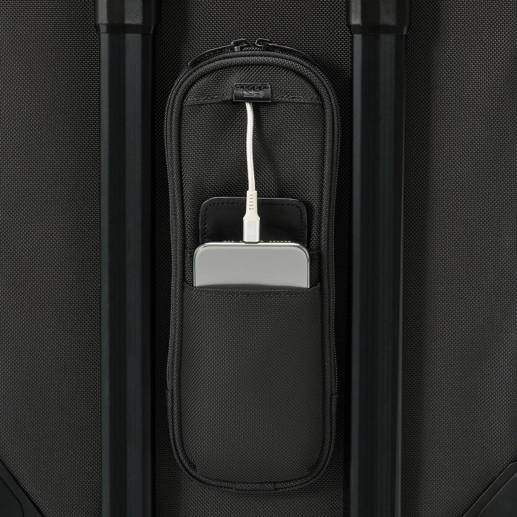 BRIGGS & RILEY Baseline Compact 19" Carry-On Expandable Spinner