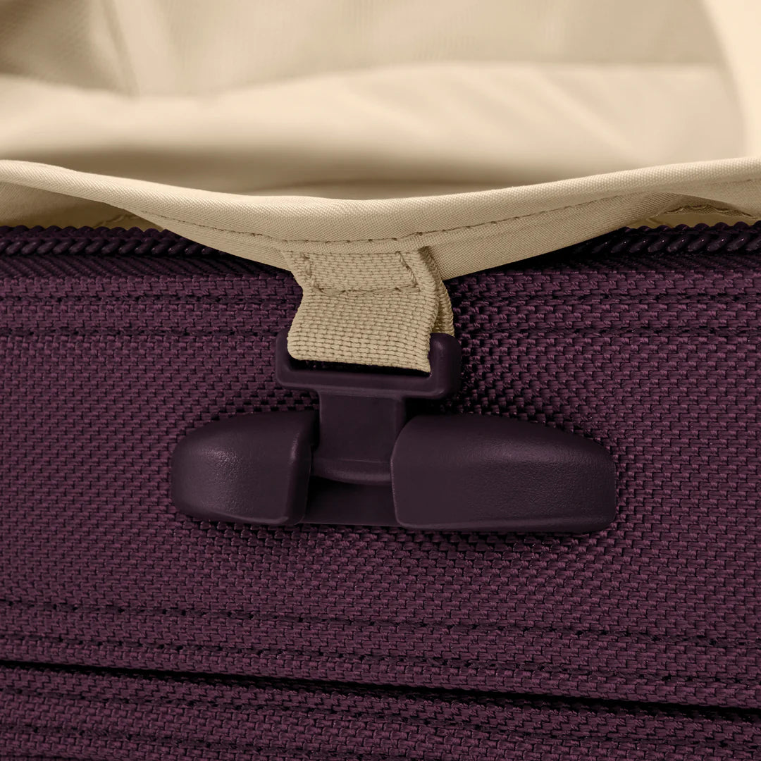 BRIGGS & RILEY Baseline Global Carry-On Expandable Spinner