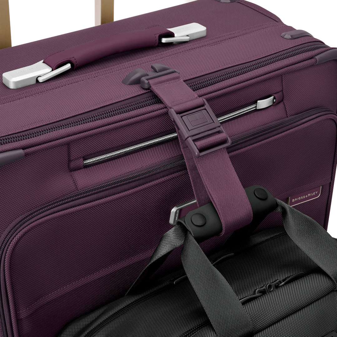 BRIGGS & RILEY Baseline Global Carry-On Expandable Spinner