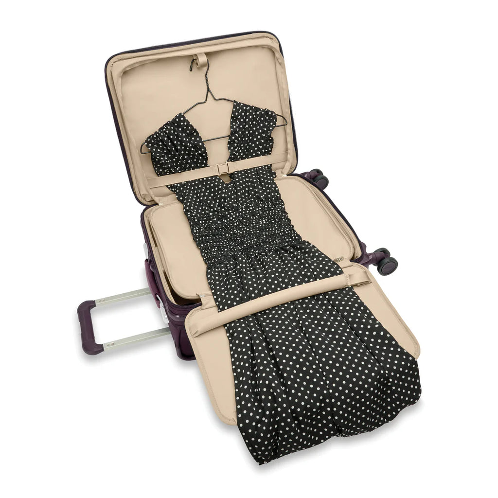 BRIGGS & RILEY Baseline Global Carry-On Expandable Spinner
