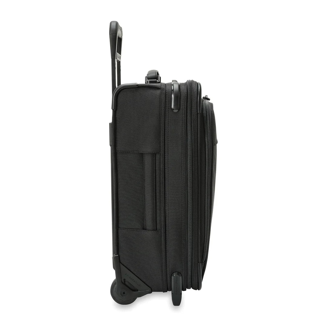 BRIGGS & RILEY Baseline Global 2-Wheel Expandable Carry On