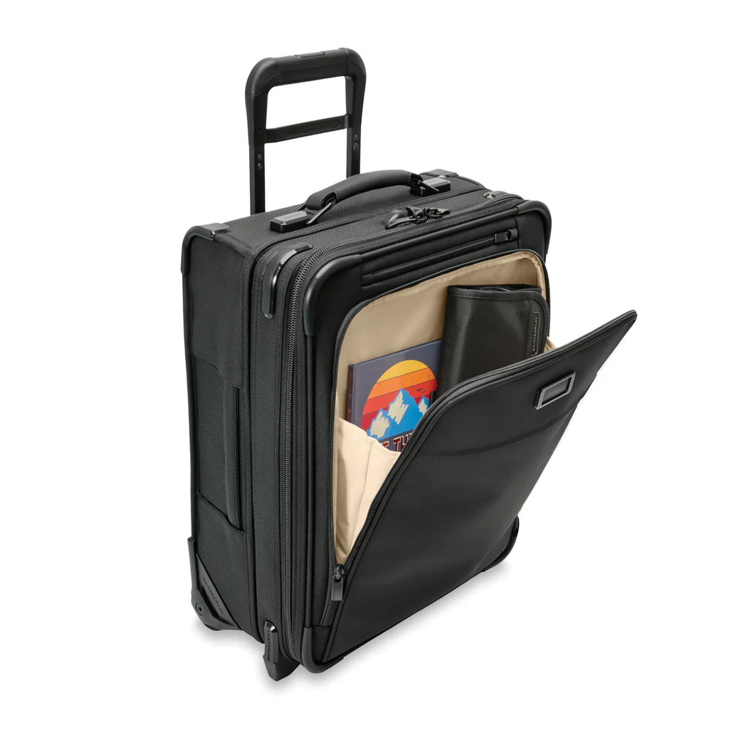 BRIGGS & RILEY Baseline Global 2-Wheel Expandable Carry On