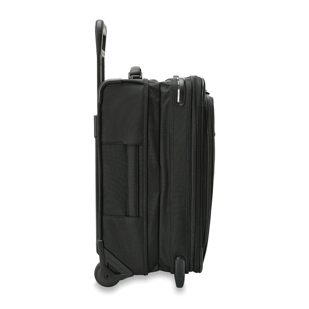 BRIGGS & RILEY Baseline Global 2-Wheel Expandable Carry On