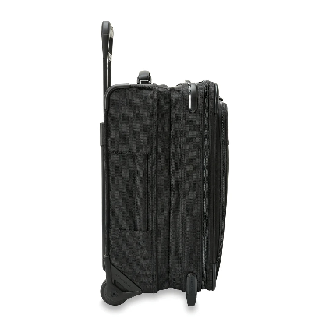 BRIGGS & RILEY Baseline Global 2-Wheel Expandable Carry On