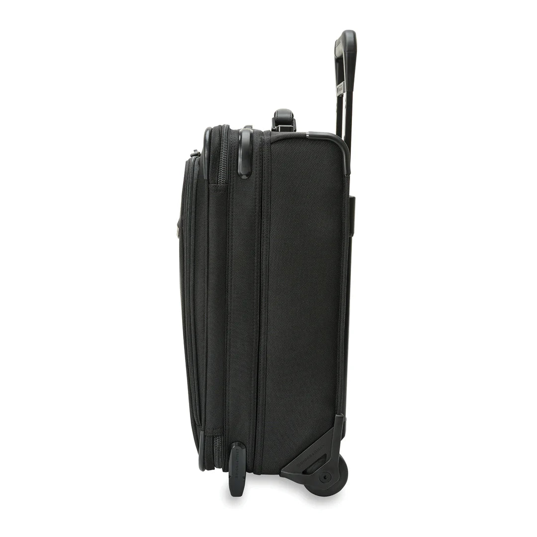 BRIGGS & RILEY Baseline Global 2-Wheel Expandable Carry On