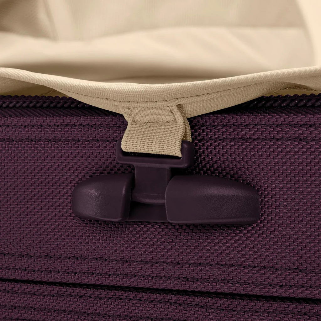 BRIGGS & RILEY Baseline Medium Expandable Spinner
