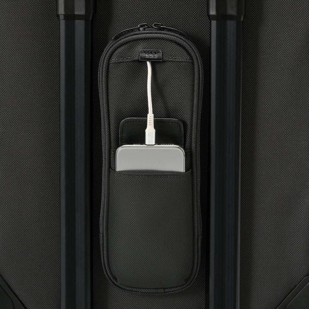 BRIGGS & RILEY Baseline 22" Carry-On 2-Wheel Garment Bag