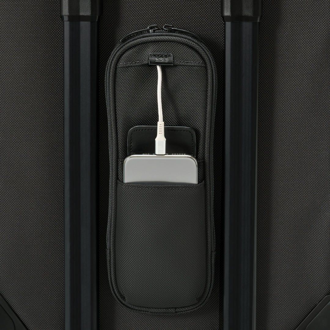 BRIGGS & RILEY Baseline 22" Carry-On 2-Wheel Garment Bag