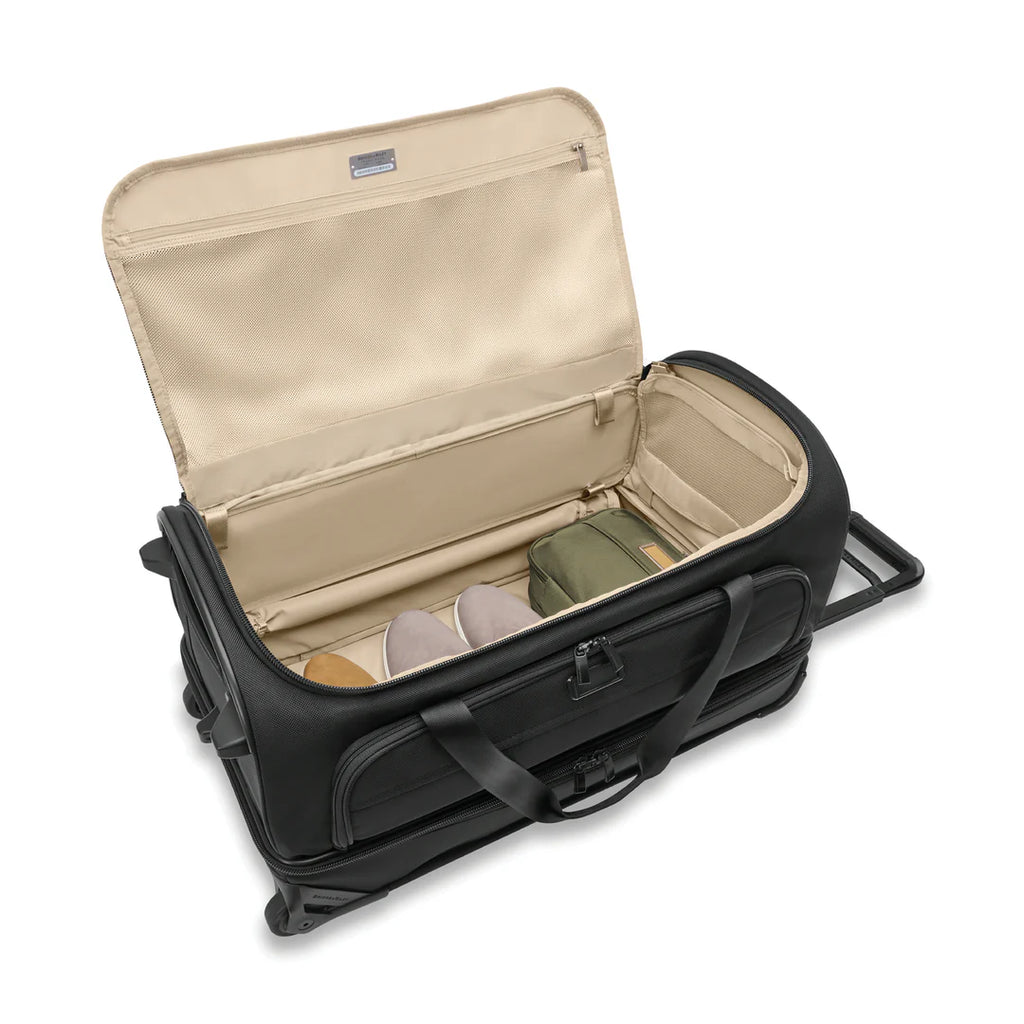 BRIGGS & RILEY Baseline Medium Two-Wheel Duffle