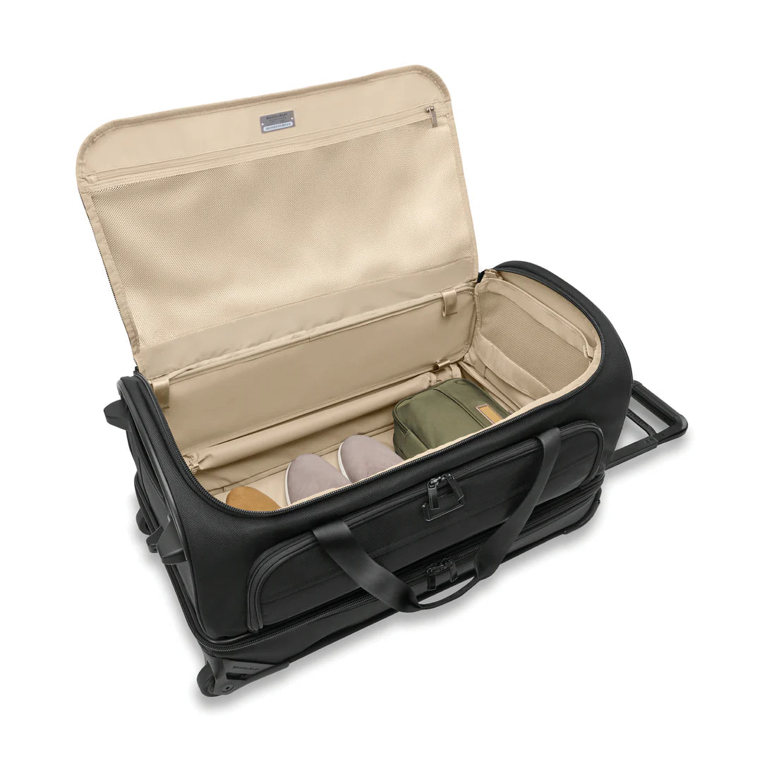 BRIGGS & RILEY Baseline Medium Two-Wheel Duffle