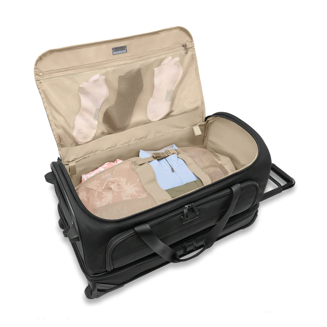BRIGGS & RILEY Baseline Medium Two-Wheel Duffle