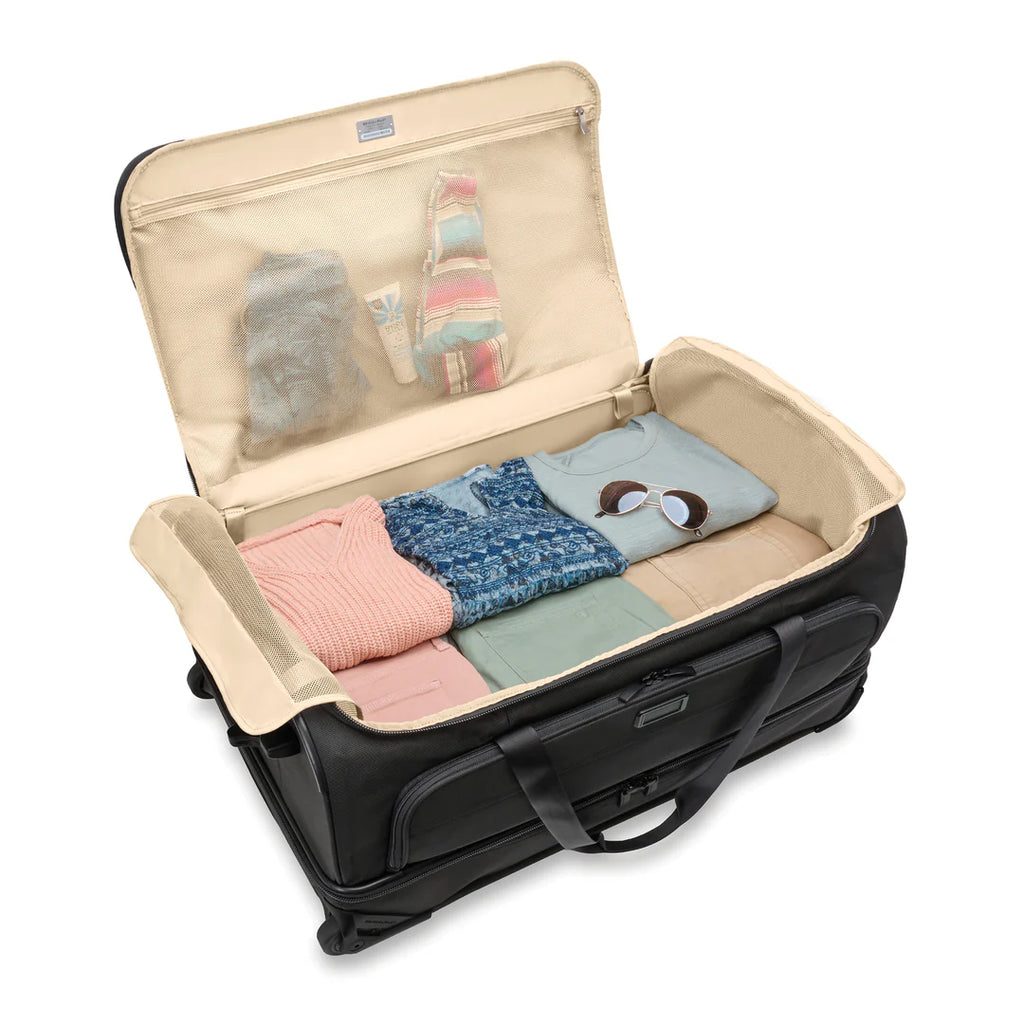 BRIGGS & RILEY Baseline Large Two-Wheel Duffle