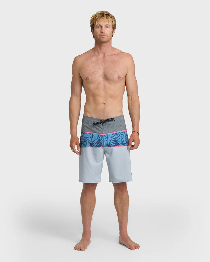 Quiksilver Surfsilk Panel 20" Boardshort - Iron Gate