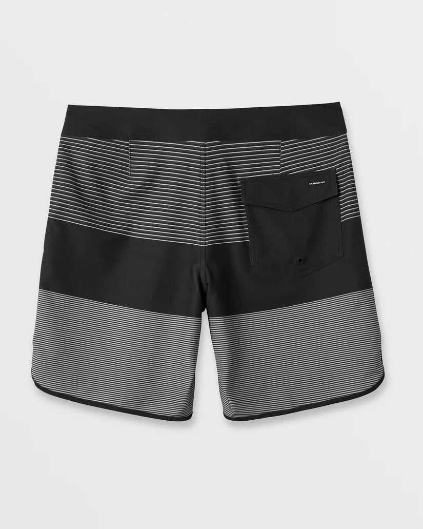 Quiksilver Surfsilk Tijuana 19" Boardshort - Black