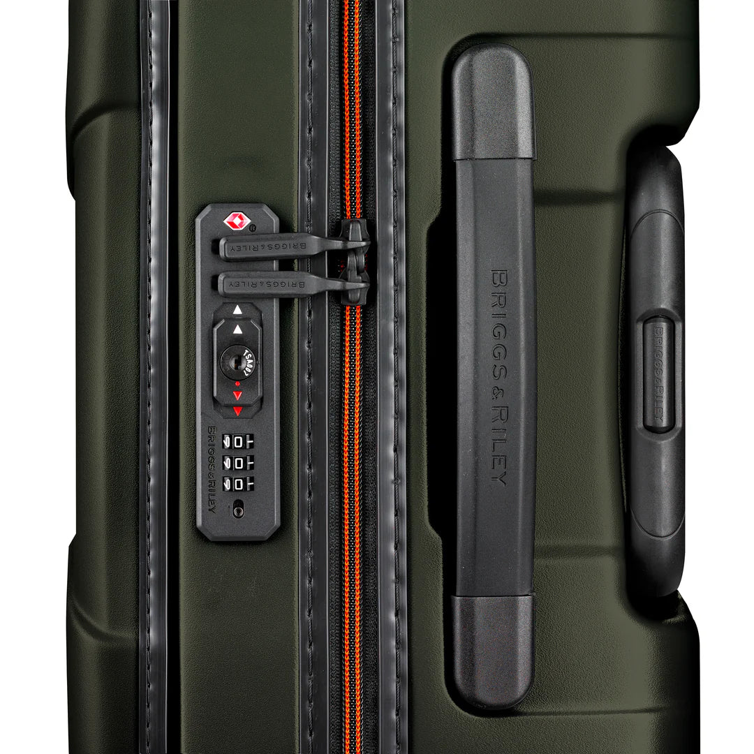 BRIGGS & RILEY Torq 21" Carry-On Spinner
