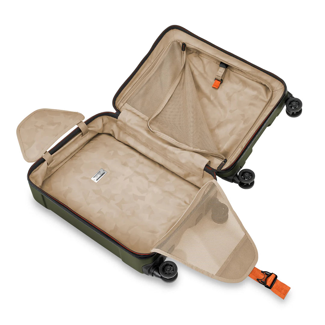 BRIGGS & RILEY Torq 21" Carry-On Spinner