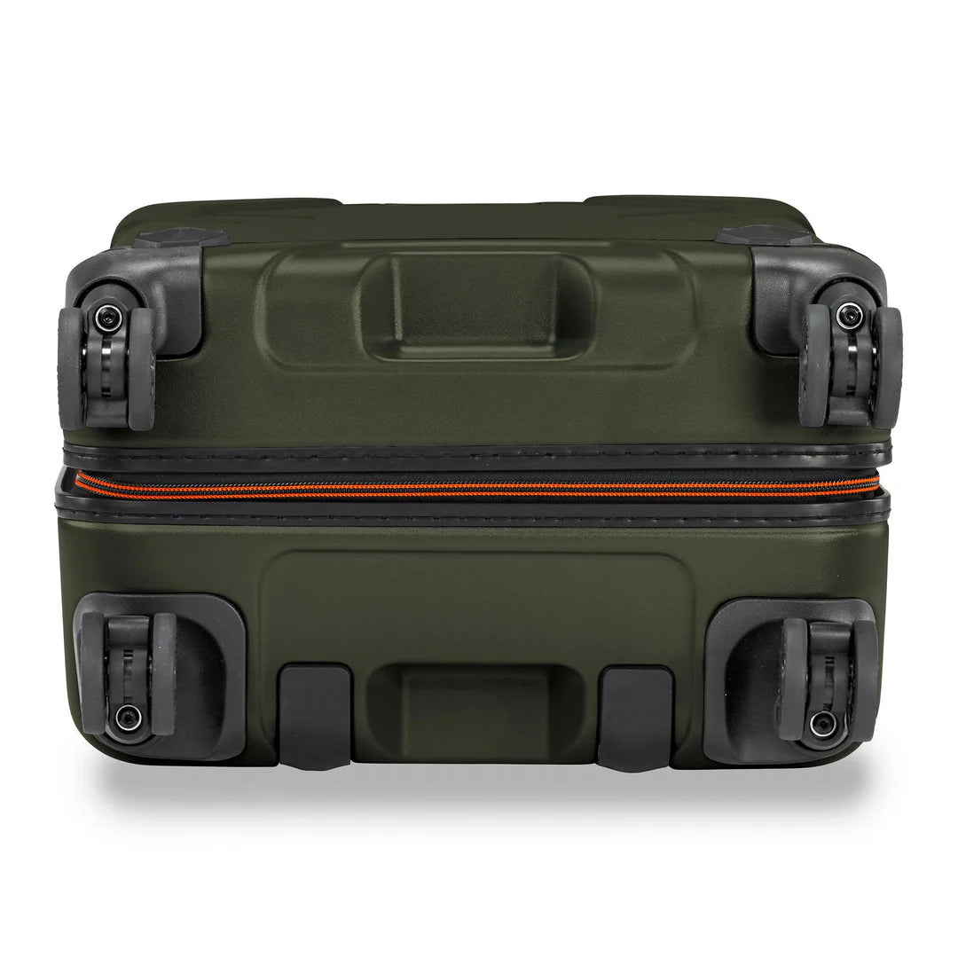 BRIGGS & RILEY Torq Domestic 22" Carry-On Spinner