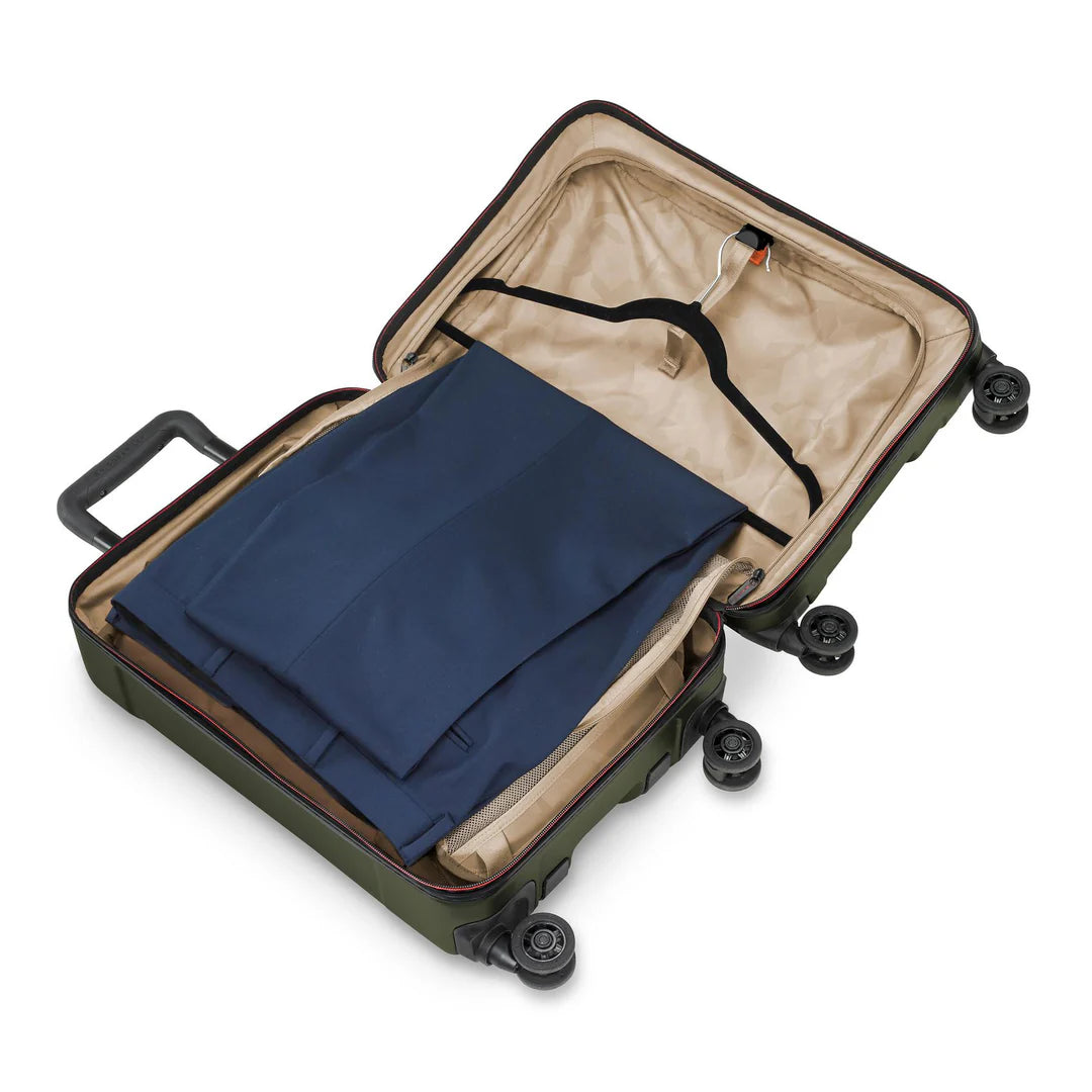 BRIGGS & RILEY Torq Domestic 22" Carry-On Spinner