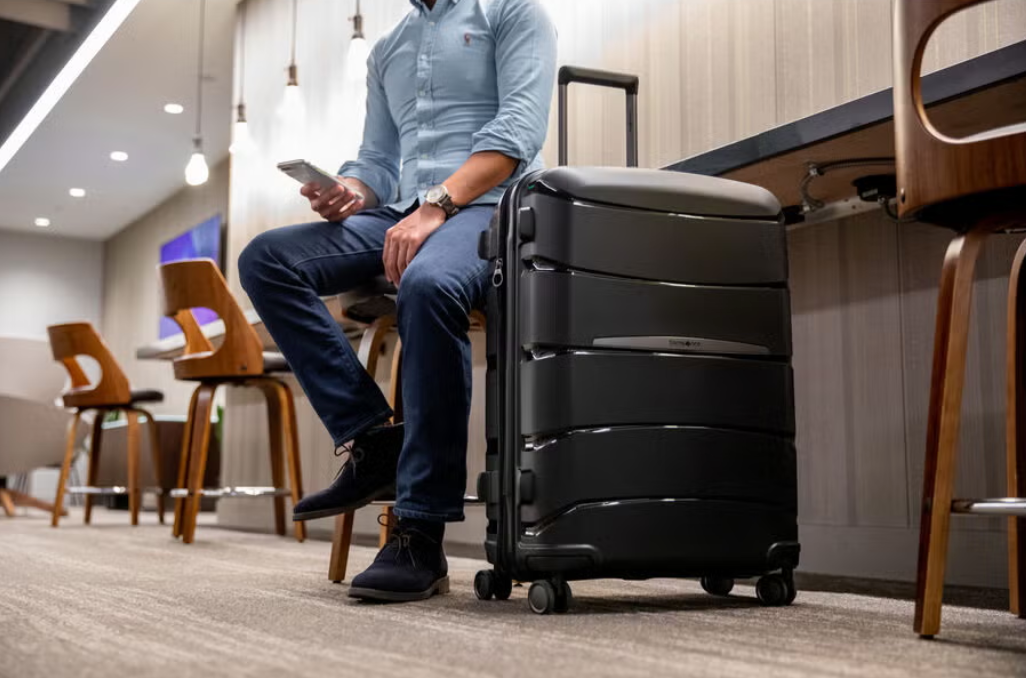 Samsonite Outline Pro Spinner Medium