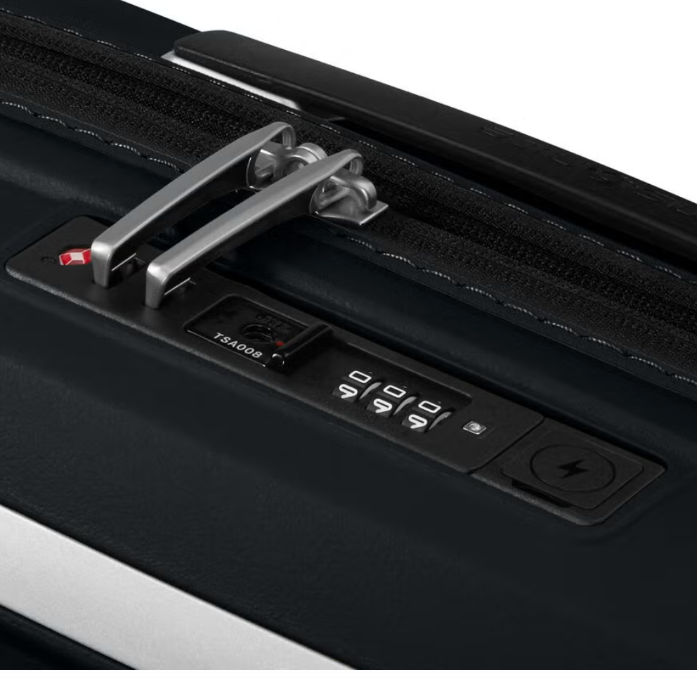 Samsonite Upscape Spinner Carry On