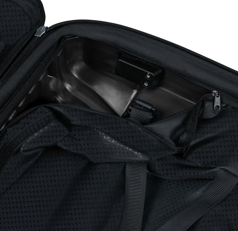 Samsonite Upscape Spinner Carry On