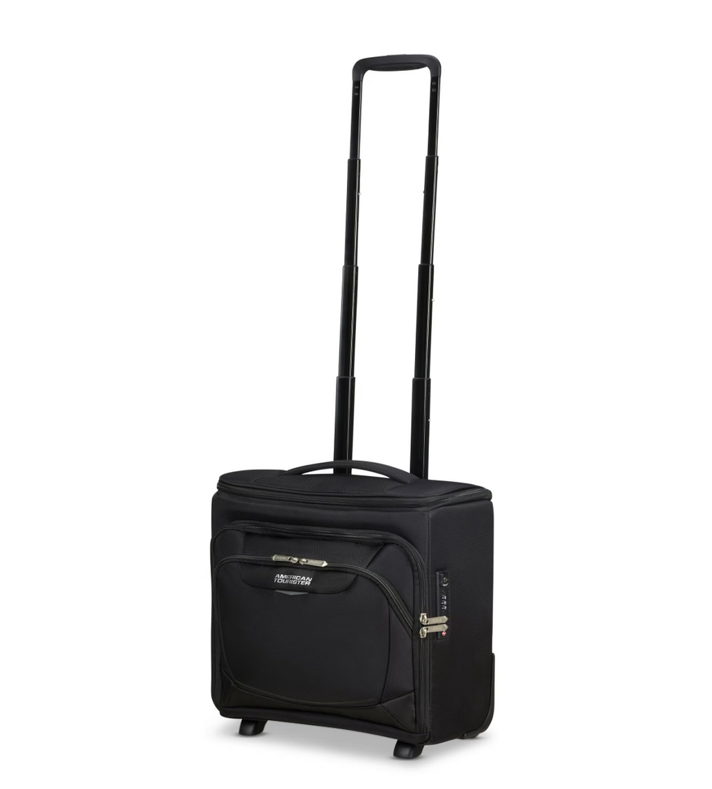 American Tourister Summerride Expandable Upright Underseater