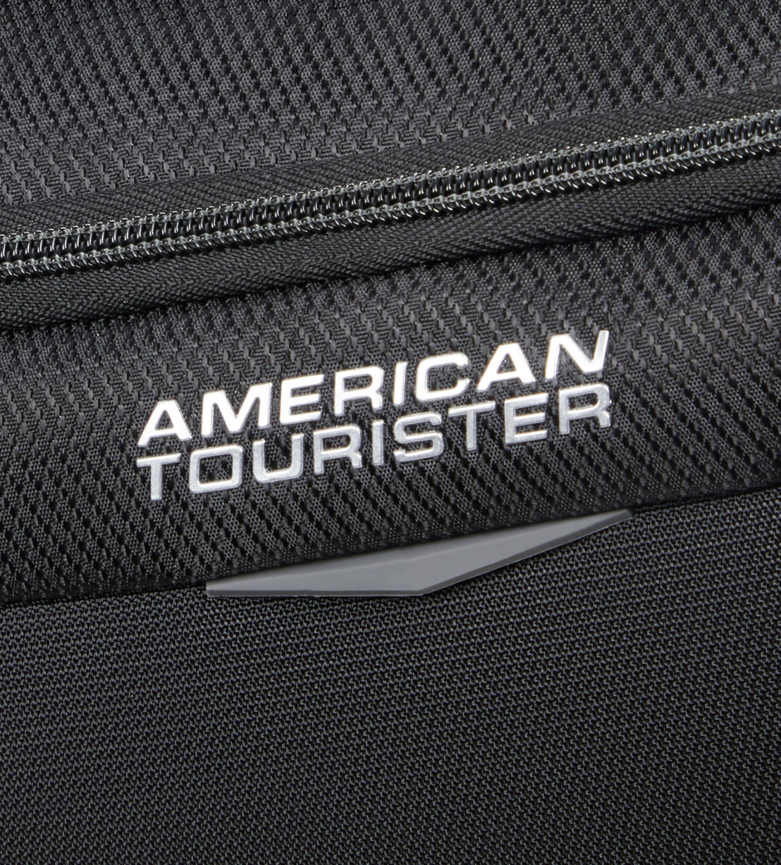 American Tourister Summerride Expandable Upright Underseater