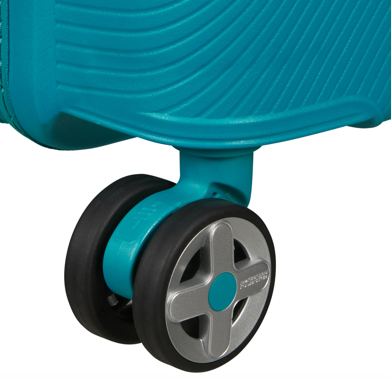 American Tourister StarVibe Spinner Carry-On