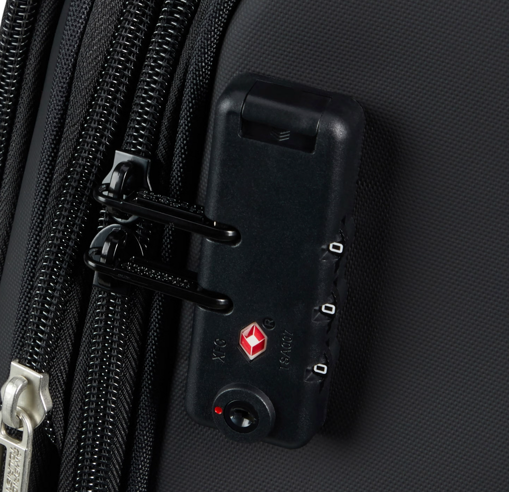 American Tourister Daring Dash Spinner Carry-On