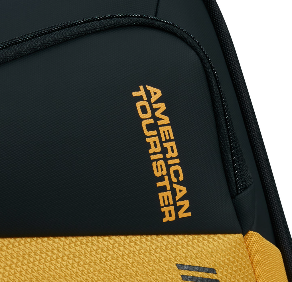 American Tourister Daring Dash Spinner Medium