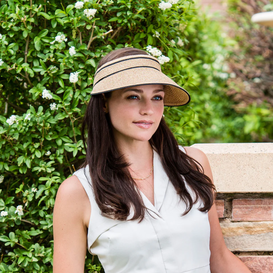 Wallaroo Carkella Packable Lily Visor Beige/Black Stripe