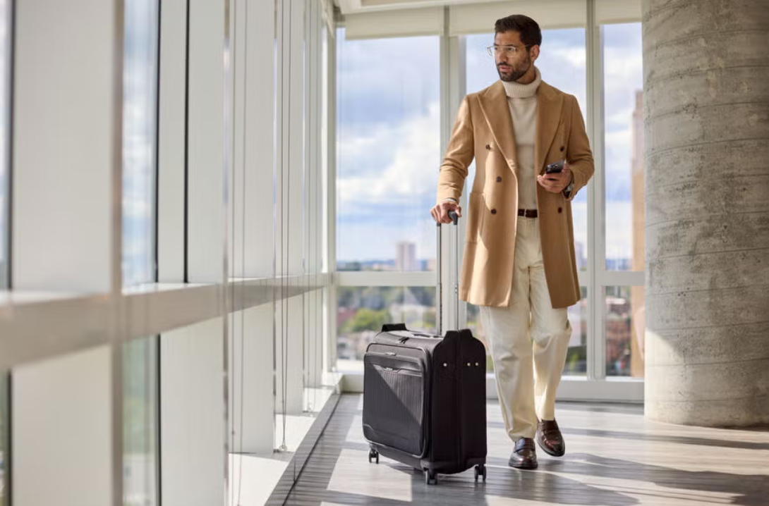 Samsonite Silhouette 18 Spinner Garment Bag