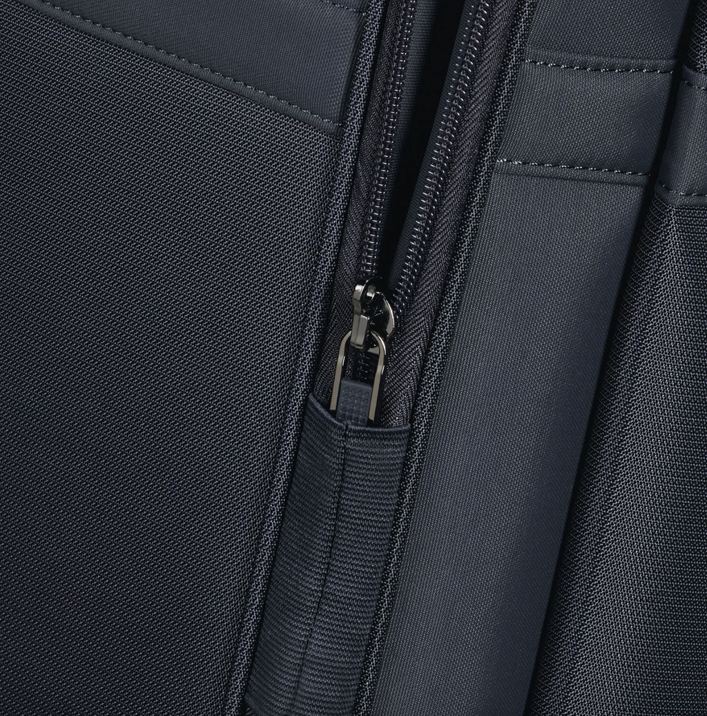 Samsonite Airea Spinner Medium