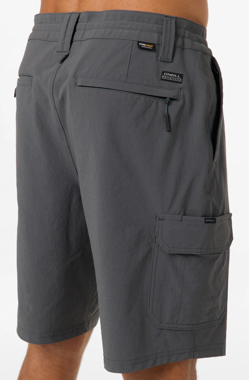 O'Neill TRVLR Cargo Hybrid 20" Short - Dark Shadow