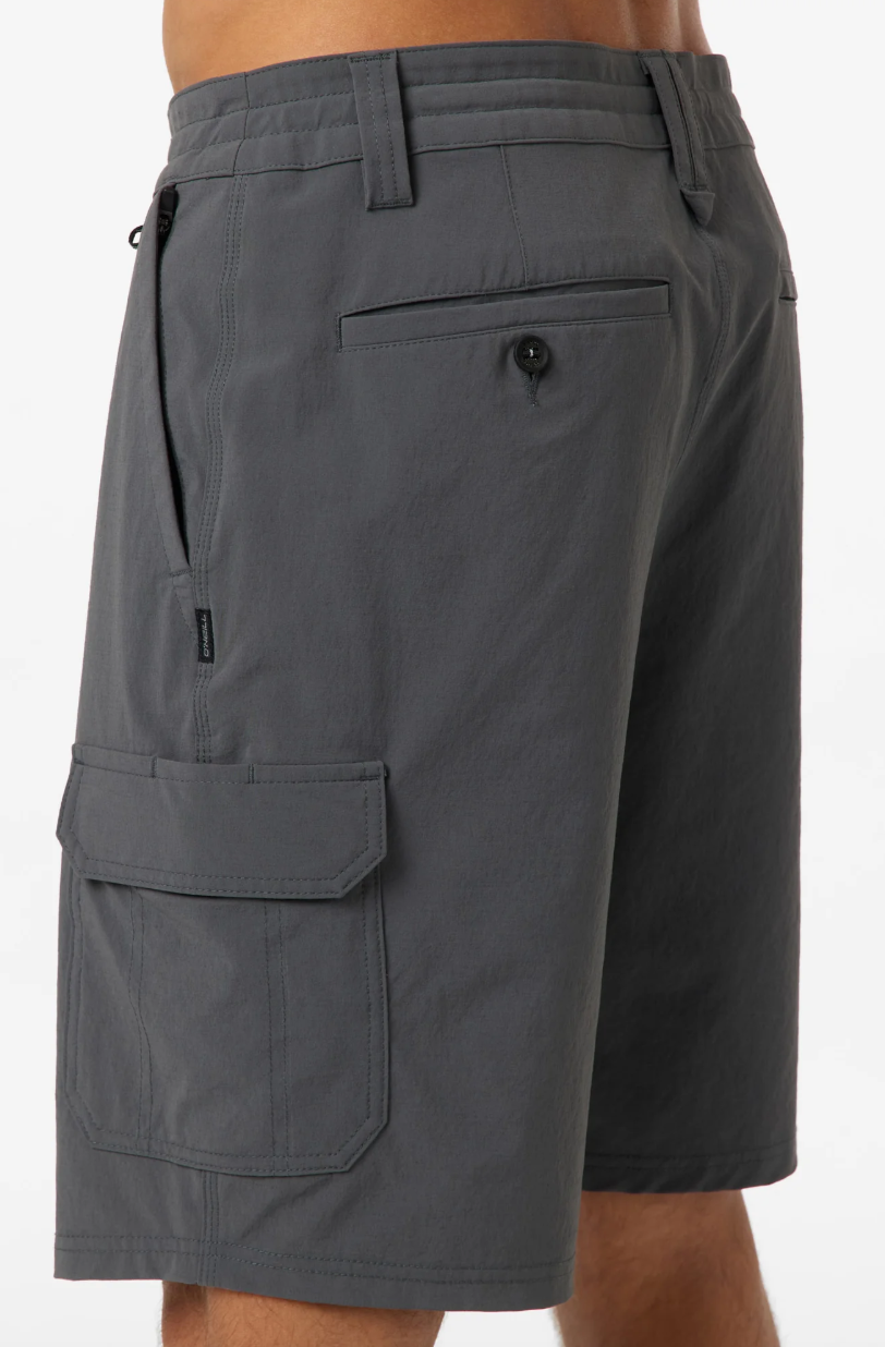 O'Neill TRVLR Cargo Hybrid 20" Short - Dark Shadow