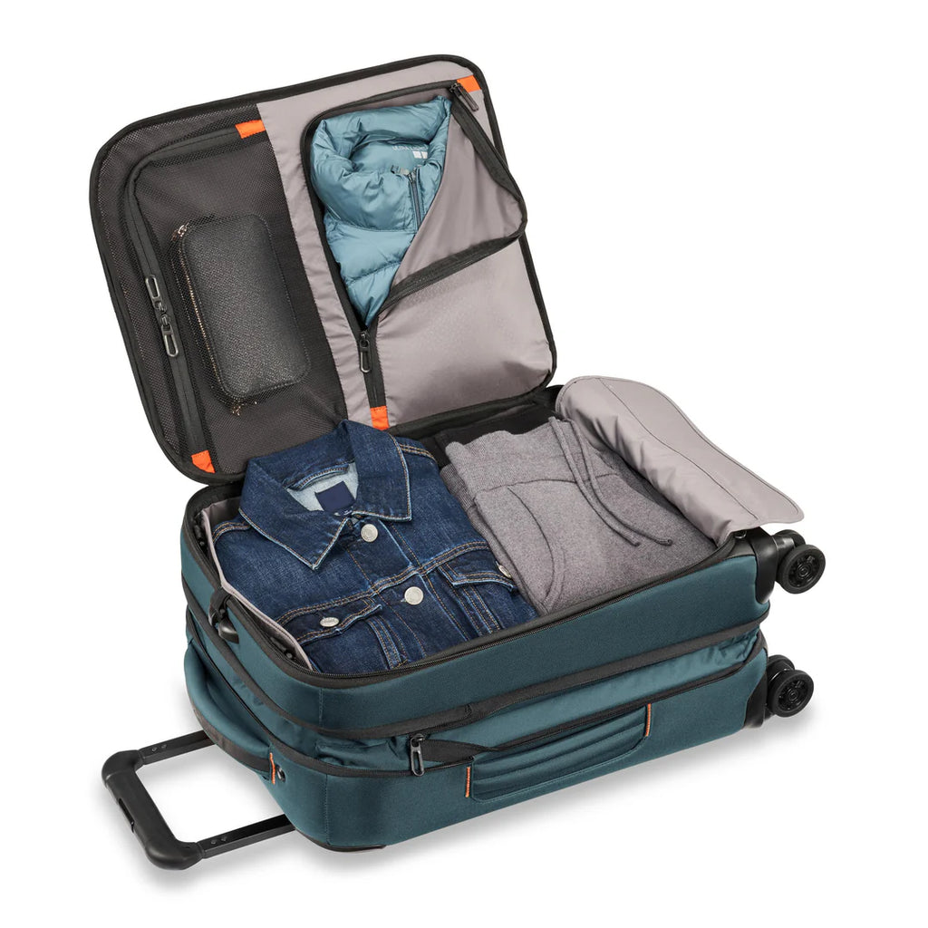 BRIGGS & RILEY ZDX International 21" Carry-On Expandable Spinner