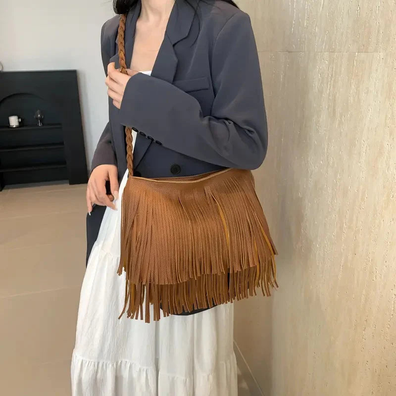 WR Fashion Fringe Handbag